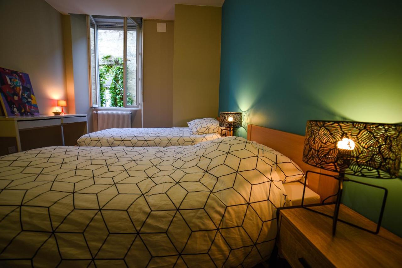 Amani Hostel 라 레올르 외부 사진