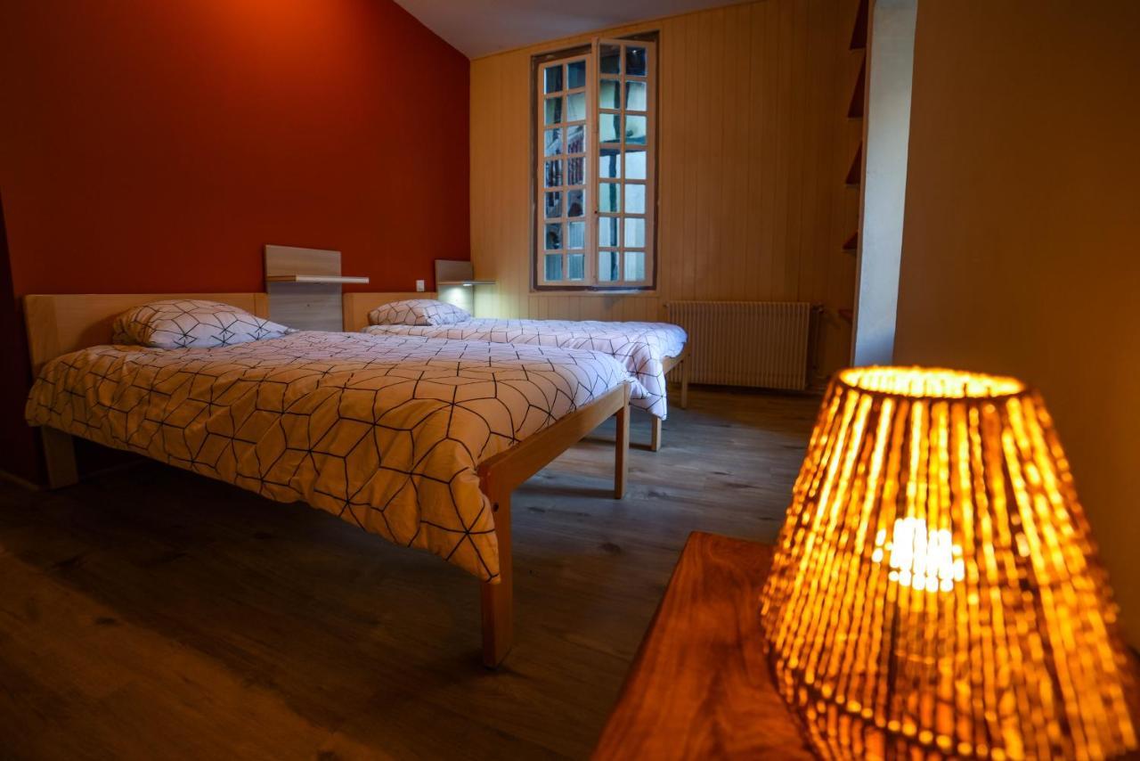 Amani Hostel 라 레올르 외부 사진
