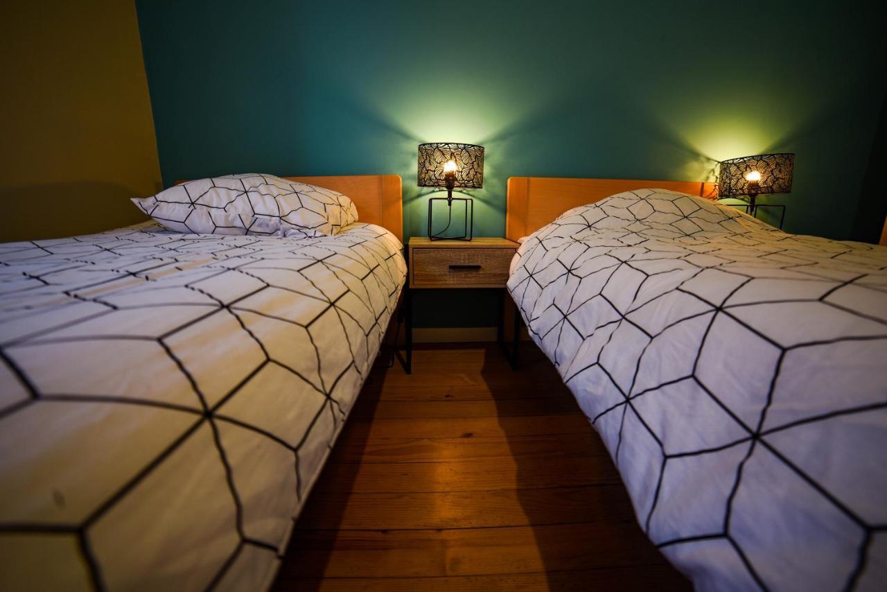 Amani Hostel 라 레올르 외부 사진