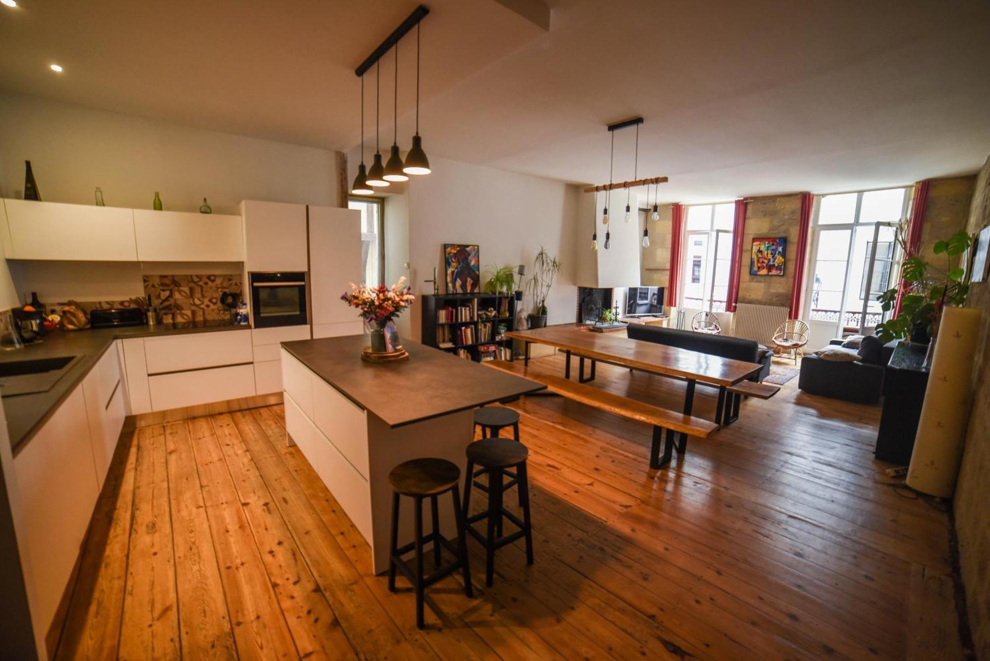 Amani Hostel 라 레올르 외부 사진